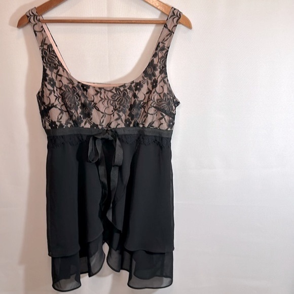 Bandolino Womens Size 4 Blouse Asymmetrical Hem Fairly Lace Trim Top Ribbon Bow - Picture 11 of 14